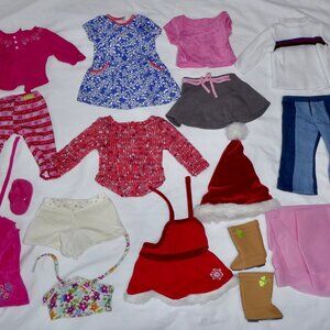 SUPER LOT OF 19 PIECES OF GENUINE AMERICAN GIRL CLOTHES CLOTHING BOOTS, HOSPITAL